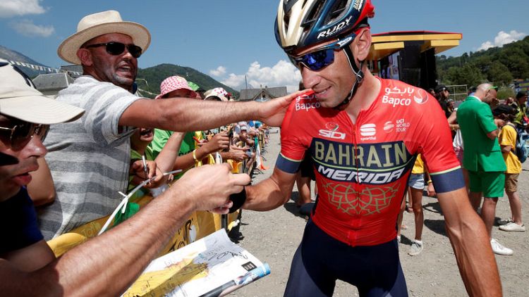 Cycling - Nibali will peak in final week of Giro, warns coach