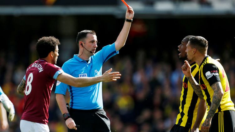 Watford to appeal Holebas red card ahead of FA Cup final