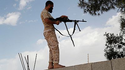 الاتحاد الأوروبي يدعو لوقف إطلاق النار في ليبيا