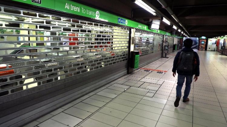 Bloccate due tratte linea 2 metro Milano