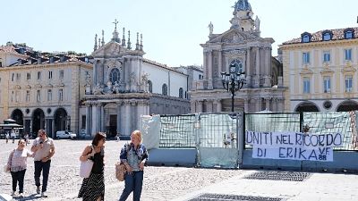 Torino, targa per vittime Piazza S.Carlo Torino, targa per vittime Piazza S.Carlo