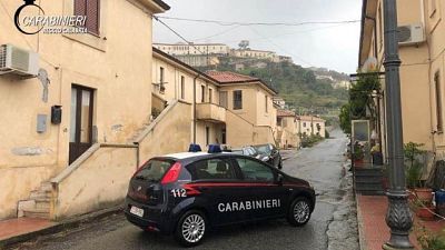 Case occupate, 33 denunciati nel reggino Case occupate, 33 denunciati nel reggino