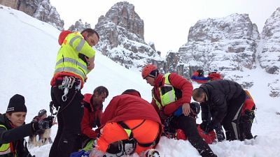 Valanga Dolomiti: due persone travolte Valanga Dolomiti: due persone travolte
