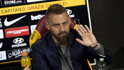 Addio De Rossi,striscioni contro il club Addio De Rossi,striscioni contro il club