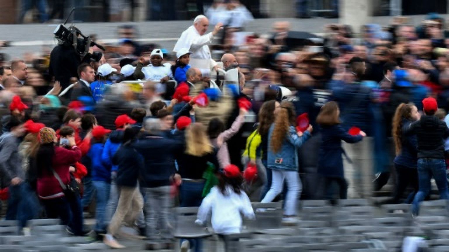 Le pape François sur la place Saint-Pierre à Rome le 15 mai 2019.