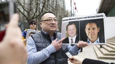 Deux Canadiens détenus en Chine formellement placés en état d'arrestation