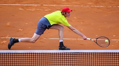 Tsitsipas ferma la corsa di Sinner Tsitsipas ferma la corsa di Sinner
