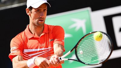 Tennis: anche Djokovic agli ottavi Tennis: anche Djokovic agli ottavi