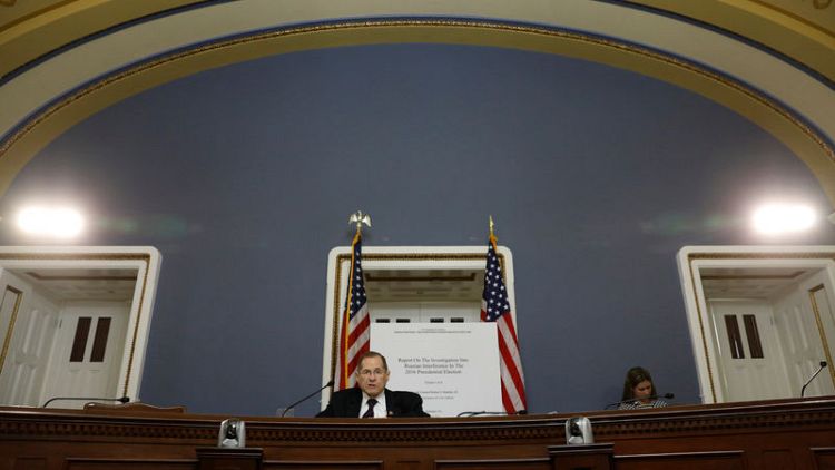 Democrats read Mueller report aloud in U.S. Capitol hearing room