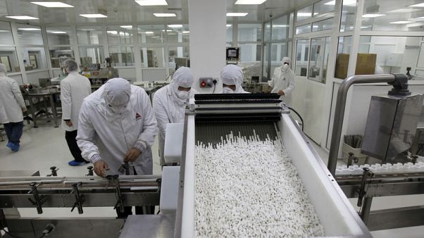 أدوية الحكمة تدعم التوقعات السنوية بفضل طلب على عقاقير جديدة أدوية الحكمة تدعم التوقعات السنوية بفضل طلب على عقاقير جديدة