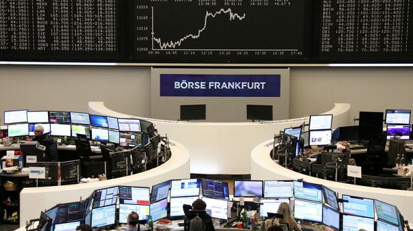أسهم أوروبا تتراجع بفعل تصريحات بشأن التجارة أسهم أوروبا تتراجع بفعل تصريحات بشأن التجارة