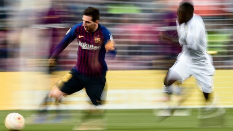 Espagne: le "pichichi" Messi proche du record et du Soulier d'Or