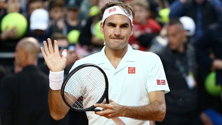 Leg injury forces Federer out of Rome quarters