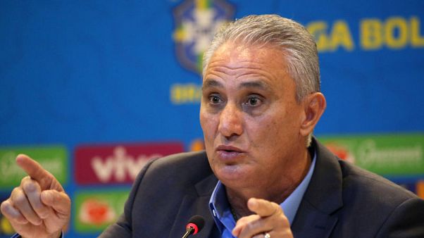 Fernandinho in, Moura out for Brazil in Copa America Fernandinho in, Moura out for Brazil in Copa America