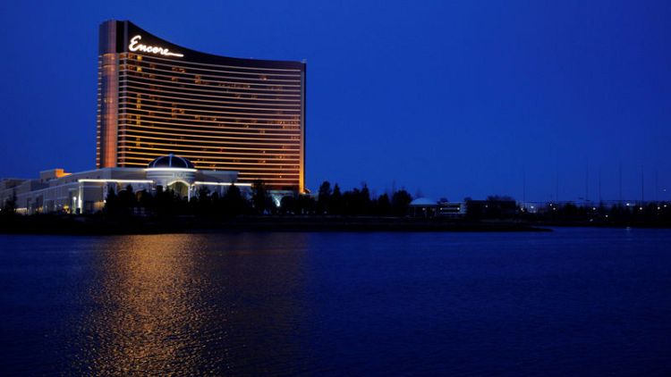 Wynn Resorts in talks to sell $2.6-billion Encore casino to MGM