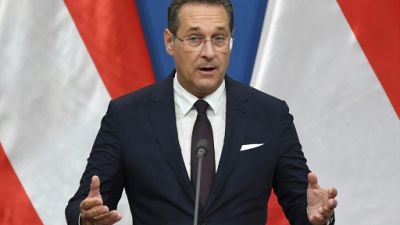 L'extrême droite autrichienne dans la tourmente, son chef compromis par une caméra cachée