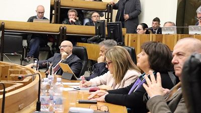 Tra 11 voti antidimissioni anche Marini Tra 11 voti antidimissioni anche Marini