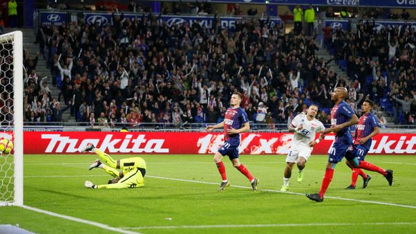 ليون يضمن التأهل لدوري الأبطال وسانت إيتيين يتجه للدوري الأوروبي ليون يضمن التأهل لدوري الأبطال وسانت إيتيين يتجه للدوري الأوروبي