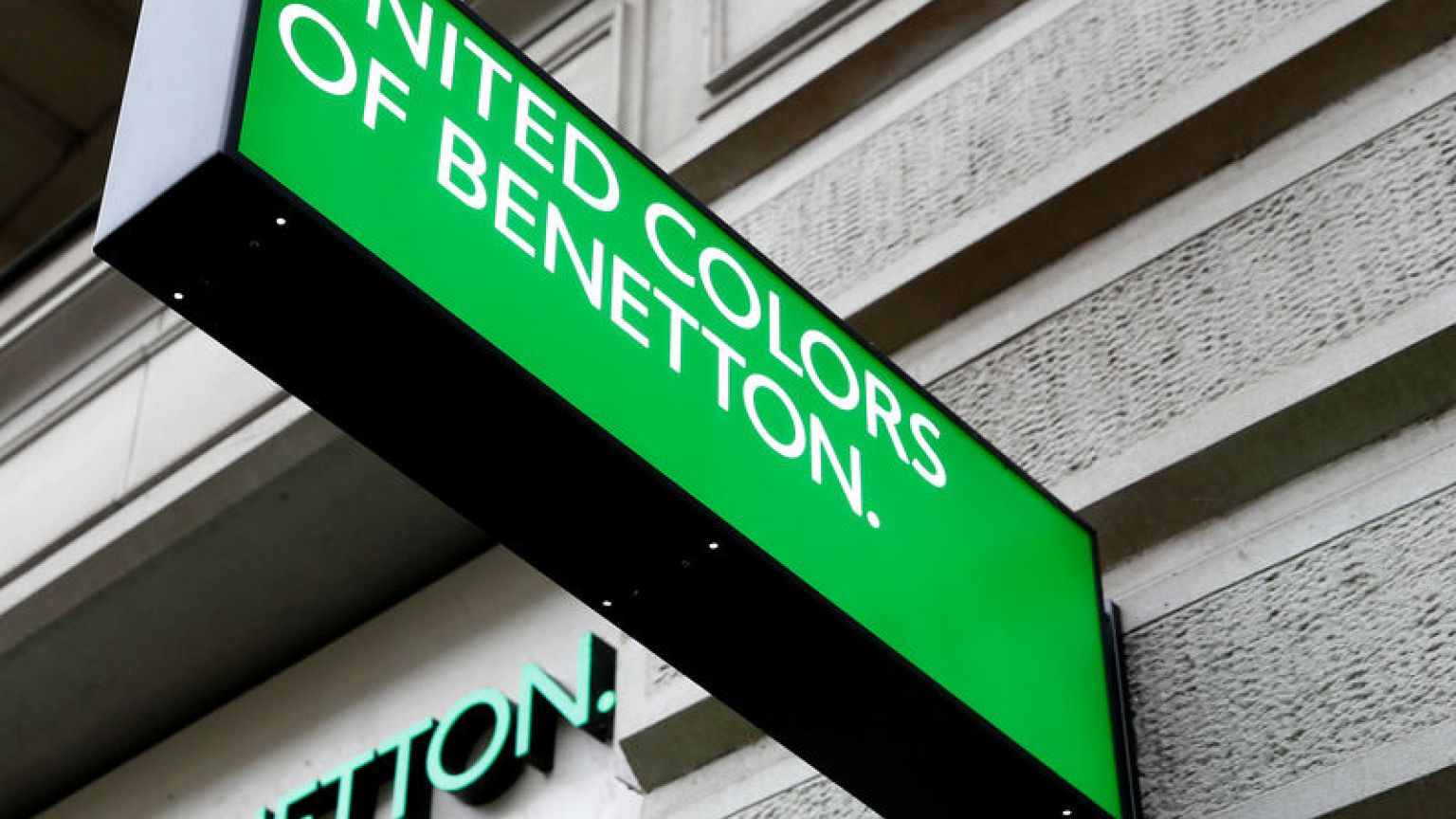 Benetton aims to increase Generali stake - report