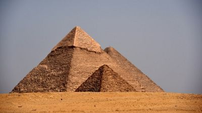 Une vue générale des pyramides de Guizeh, le 29 mars 2017