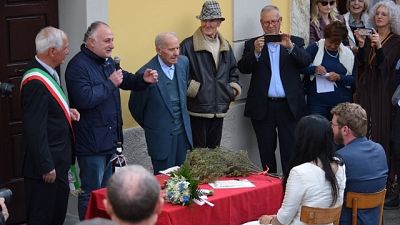 'Matrimonio antifascista' davanti a Anpi 'Matrimonio antifascista' davanti a Anpi