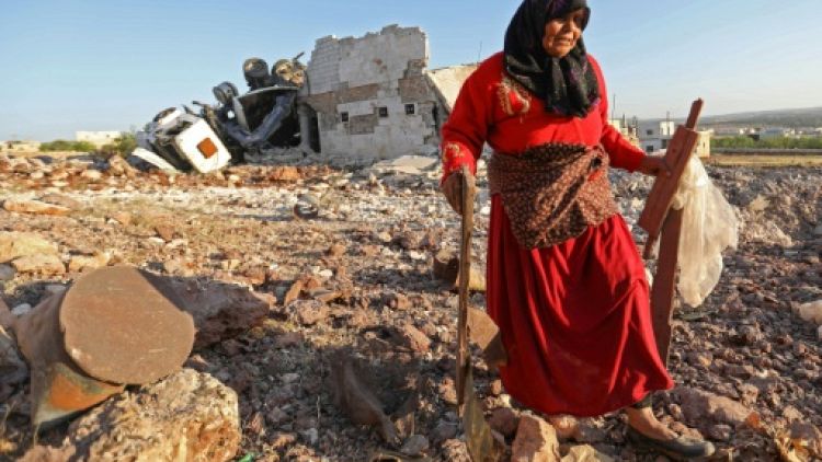 Syrie: au moins 10 civils tués dans des frappes russes sur Idleb 
