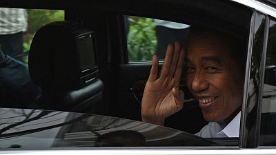الرئيس الإندونيسي يقول إنه سيكون رئيسا للجميع بعد تأكد فوزه بالانتخابات
