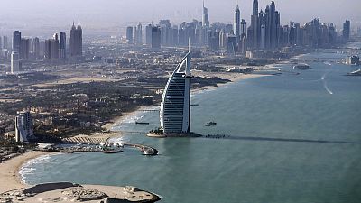 الإمارات تمنح 6800 مستثمر أجنبي إقامة دائمة وفق نظام جديد