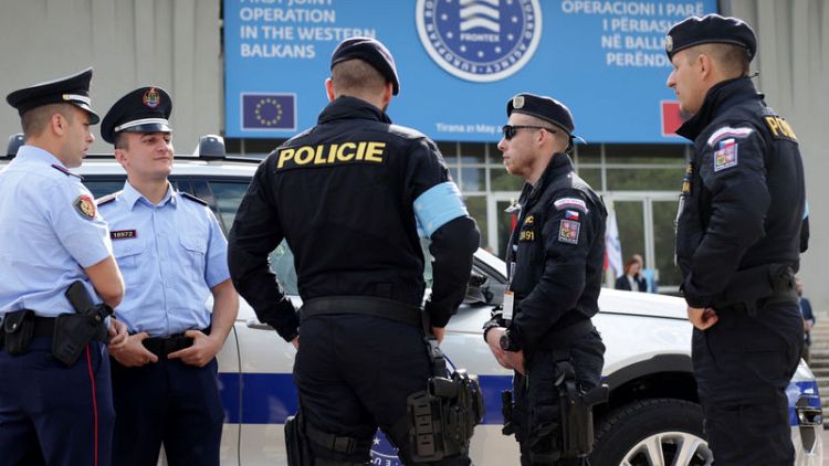EU border guards start Albania migration watch
