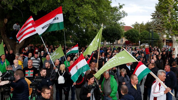 Tension flares between Roma, extremists in Hungary