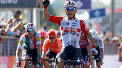 Tour d'Italie: Ewan sprinte pour la 11e étape