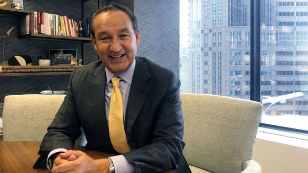 United CEO promises to re-book passengers concerned about 737 MAX United CEO promises to re-book passengers concerned about 737 MAX