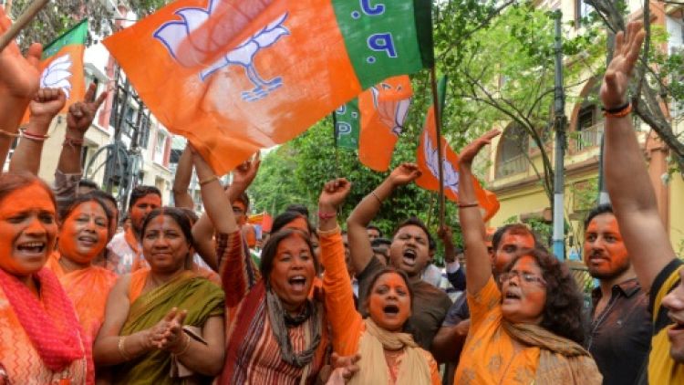 Une Inde safran: les nationalistes hindous de Modi vers une victoire écrasante