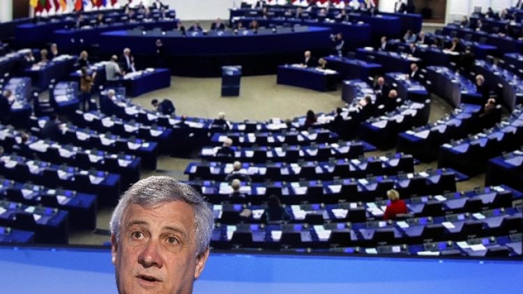 Ue: Tajani, sottrarre Ue a burocrazia