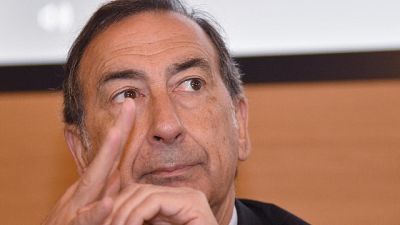 Sala, piazza d'Armi? Noi non consultati Sala, piazza d'Armi? Noi non consultati