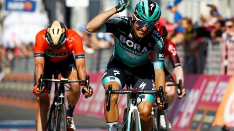 Tour d'Italie: Benedetti vainqueur de la 12e étape, Polanc en rose 