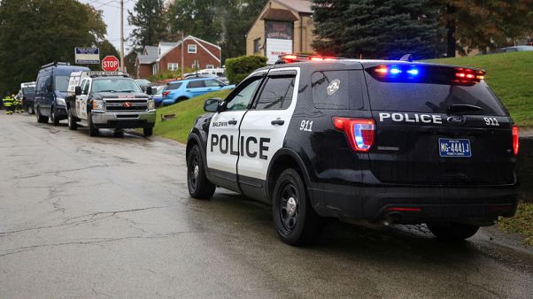 Lawyer for accused Pittsburgh synagogue shooter seeking deal to spare man's life Lawyer for accused Pittsburgh synagogue shooter seeking deal to spare man's life