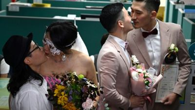 Taïwan entre dans l'histoire en actant les premiers mariages homosexuels d'Asie Taïwan entre dans l'histoire en actant les premiers mariages homosexuels d'Asie