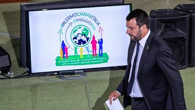 Salvini, insulti? Da lunedì rispetto Salvini, insulti? Da lunedì rispetto