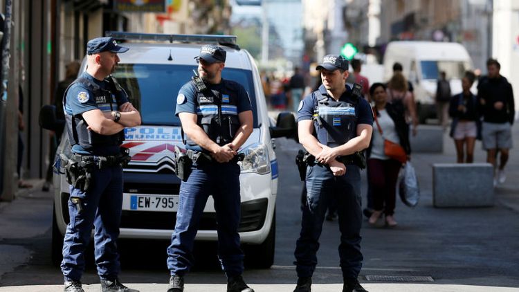 French police hunt for man who left bomb in Lyon
