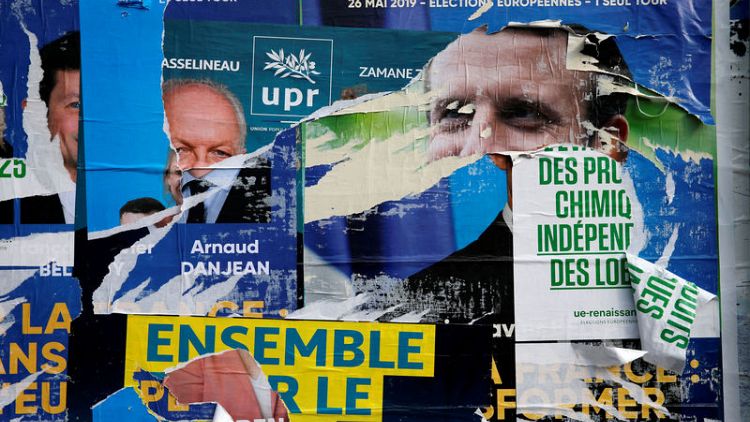 Pro-Europe vote fragments but limits nationalist gains in EU election
