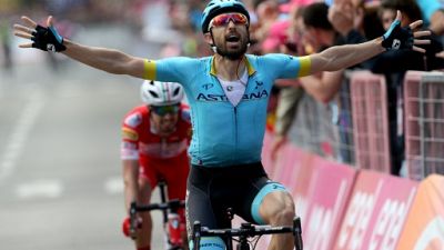 Tour d'Italie: Cataldo vainqueur de la 15e étape, Carapaz toujours leader
