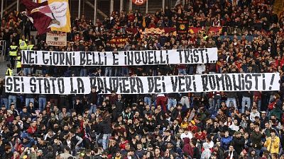 Roma: 'Siamo tutti DDR',omaggio De Rossi