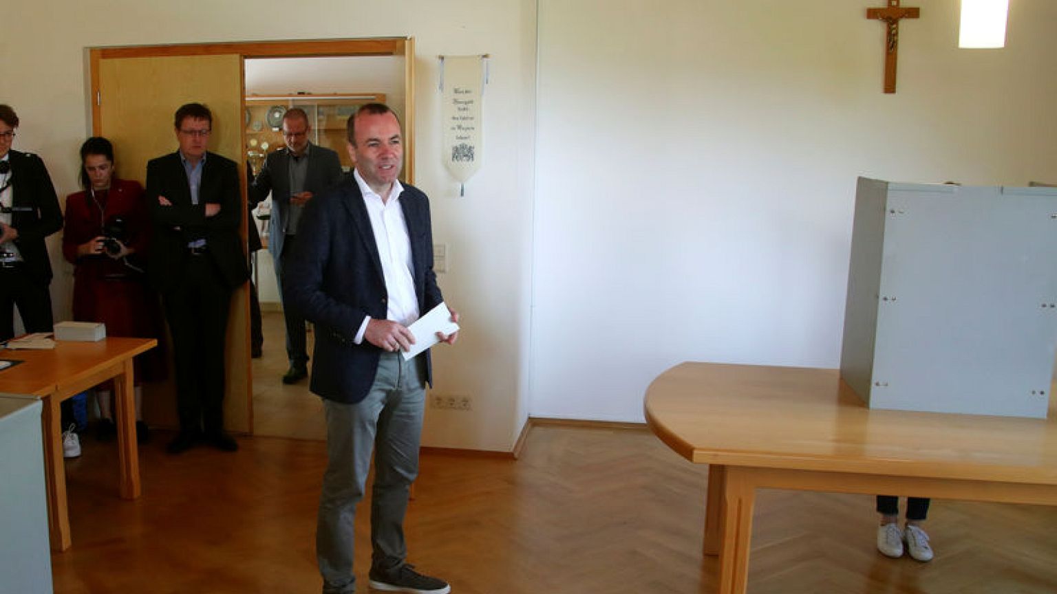 Germany's Kramp-Karrenbauer says Weber should lead EU Commission