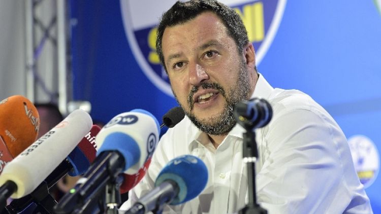 Salvini, mandato a ridiscutere parametri