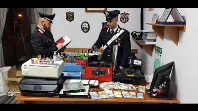 Laboratorio false banconote, un arresto Laboratorio false banconote, un arresto