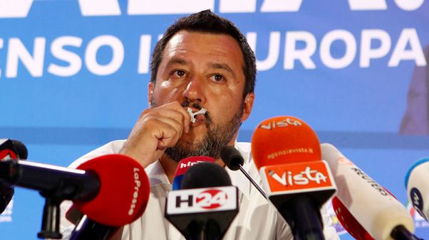 اليمين المتطرف في أوروبا يسعى لتجاوز خلافاته للفوز بنفوذ سياسي اليمين المتطرف في أوروبا يسعى لتجاوز خلافاته للفوز بنفوذ سياسي