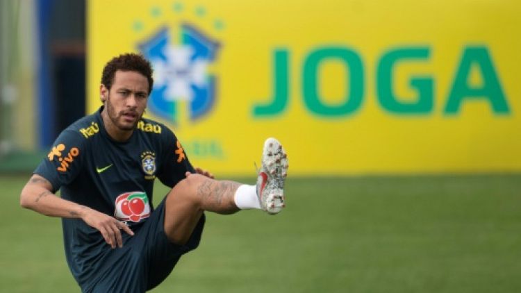 Copa América-2019: Neymar capitaine déchu, le brassard pour Dani Alves