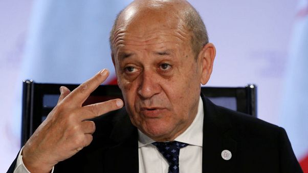 فرنسا تحث السعودية والإمارات على إنهاء الحرب في اليمن فرنسا تحث السعودية والإمارات على إنهاء الحرب في اليمن