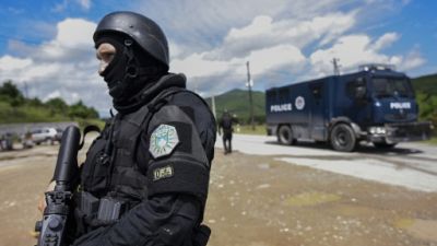 Kosovo: violences dans les zones serbes après une opération de police